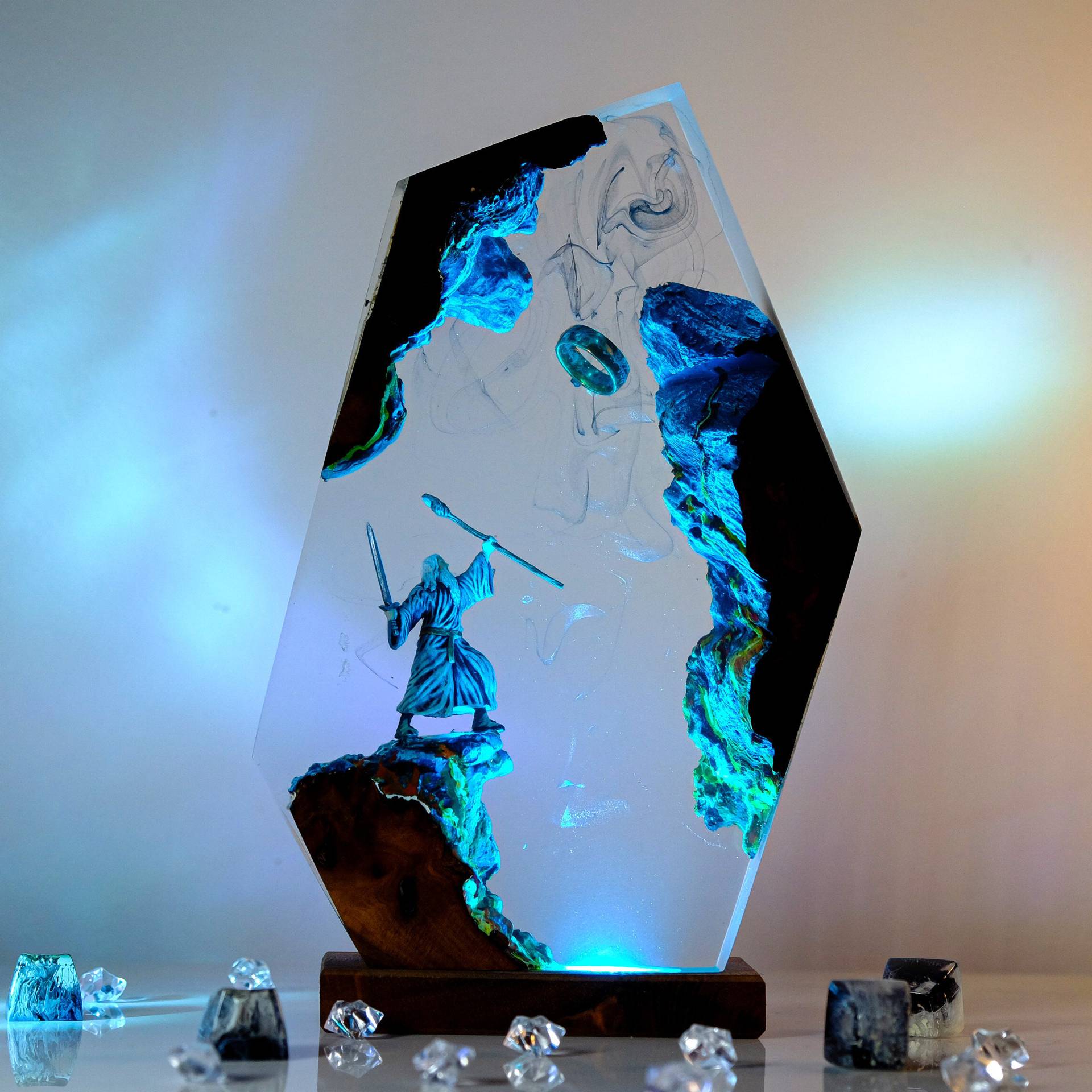 Home Decor Ideas - Lámpara de Resina con Figura de